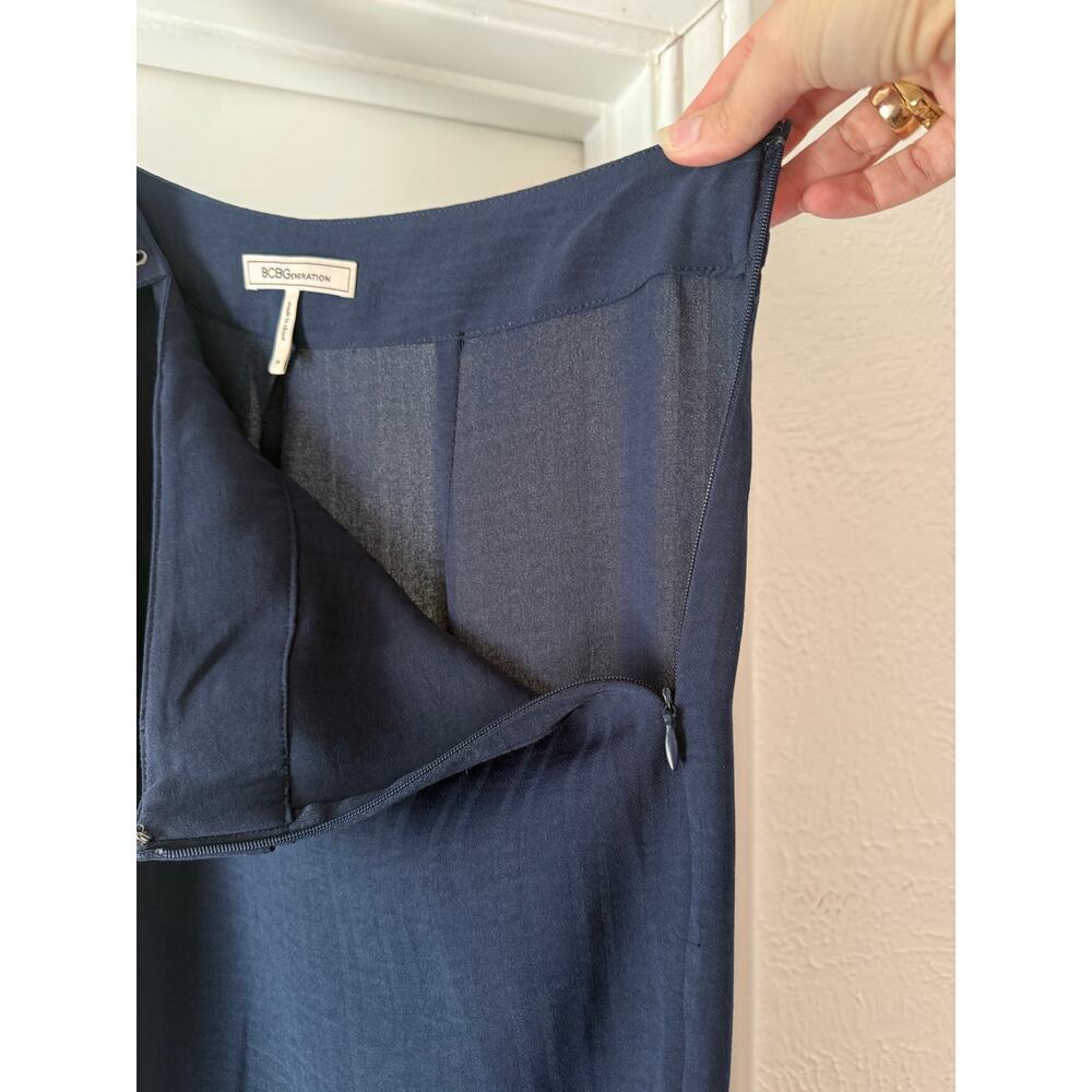 BCBGeneration Navy Wide Leg Palazzo Pants High Rise Minimalist Flowy Trouser M - Picture 6 of 9